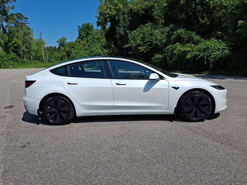 Used 2025 Tesla Model 3 Long Range RWD image 7