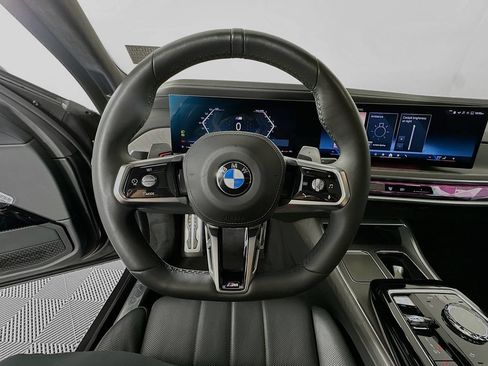 Used 2023 BMW 760i xDrive AWD/4WD image 11