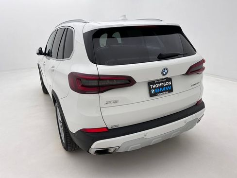 Certified 2023 BMW X5 xDrive45e w/ Executive Package image 8