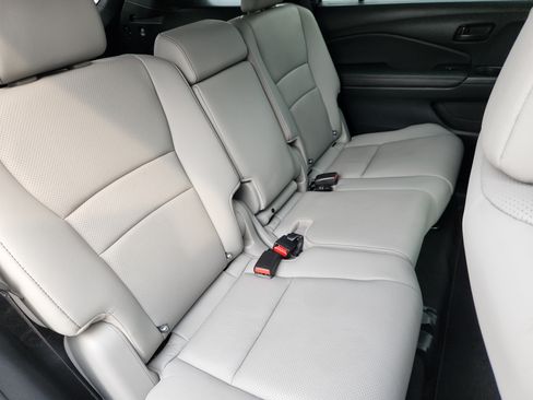 Certified 2023 Honda Passport EX-L image 16