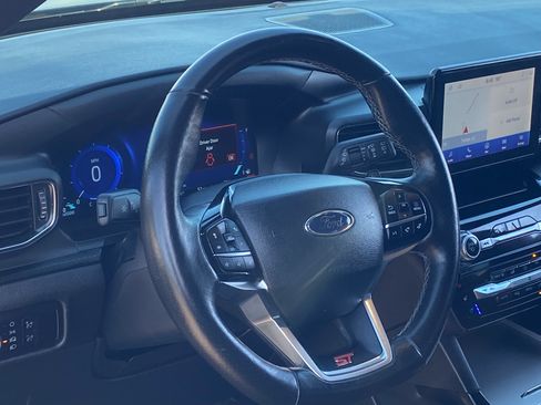 Used 2023 Ford Explorer ST w/ Equipment Group 401A AWD/4WD image 19