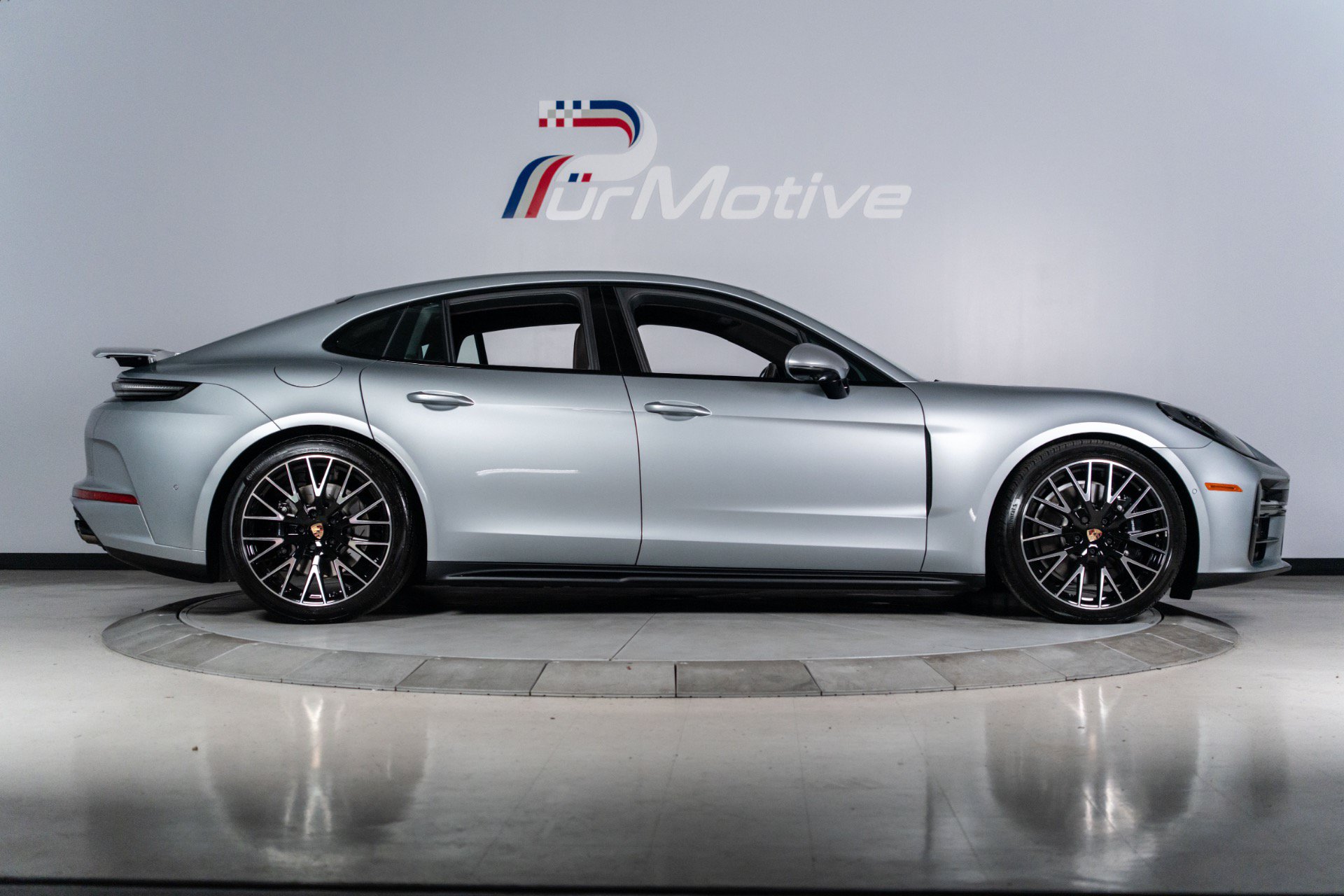 Used 2026 Porsche Panamera GTS AWD/4WD image 11