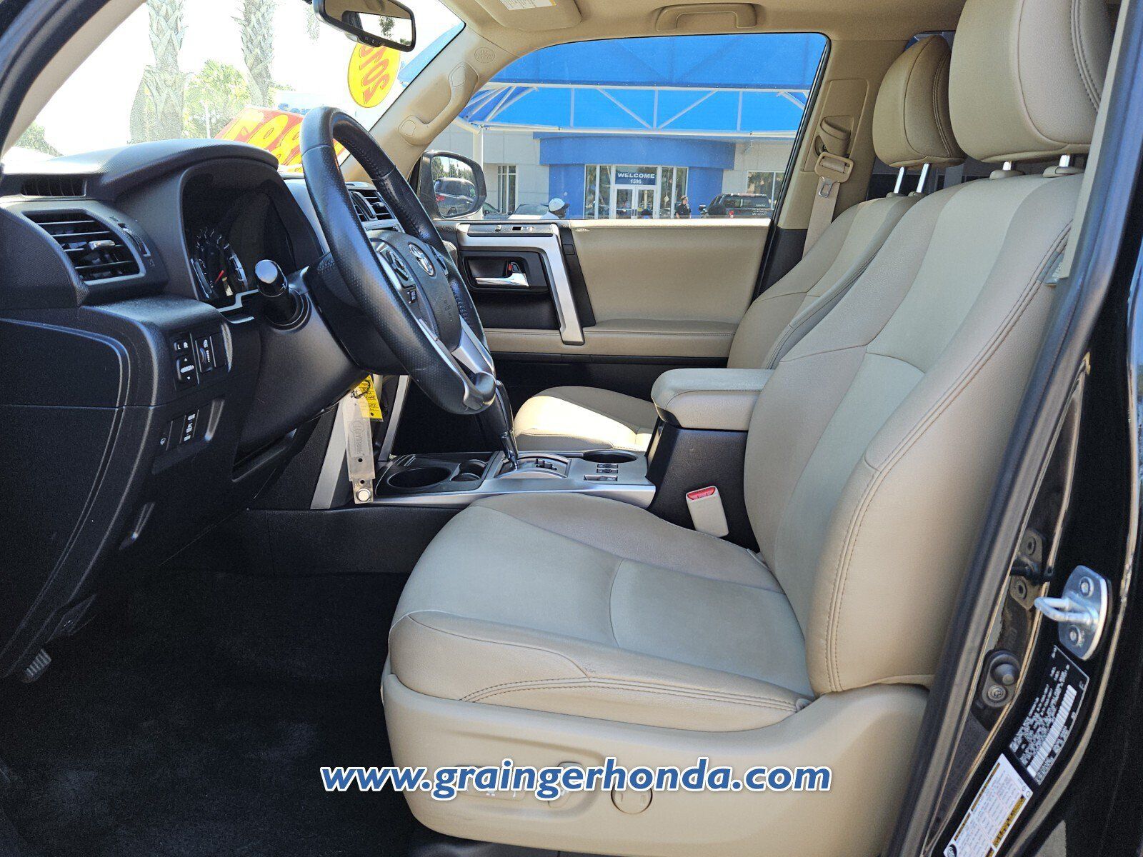 Used 2018 Toyota 4Runner SR5 Premium RWD image 10