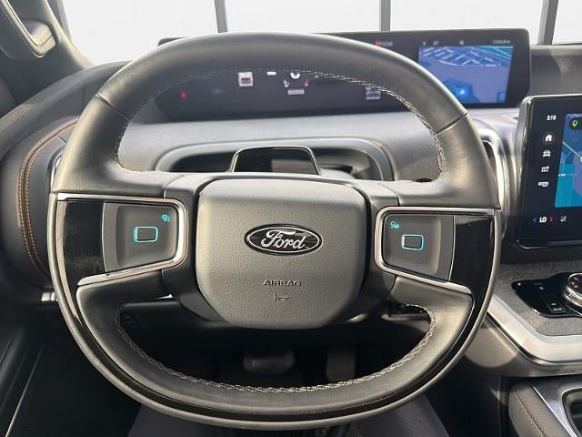 Used 2025 Ford Expedition Tremor AWD/4WD image 28