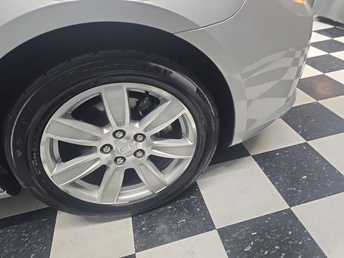 Used 2010 Buick LaCrosse CXL w/ Luxury Package image 4