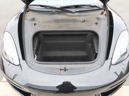 Used 2021 Porsche 718 Boxster image 32