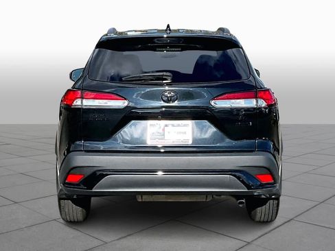 Used 2024 Toyota Corolla Cross SE image 4