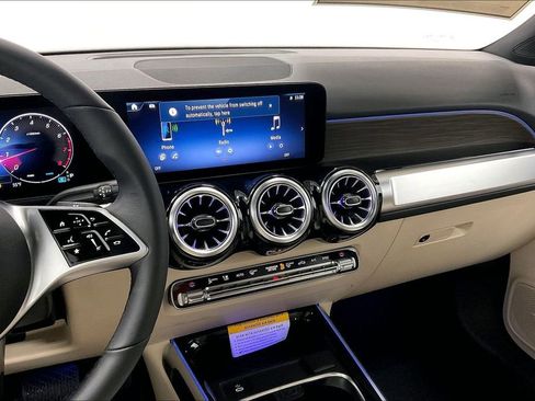 New 2026 Mercedes-Benz GLB 250 image 6
