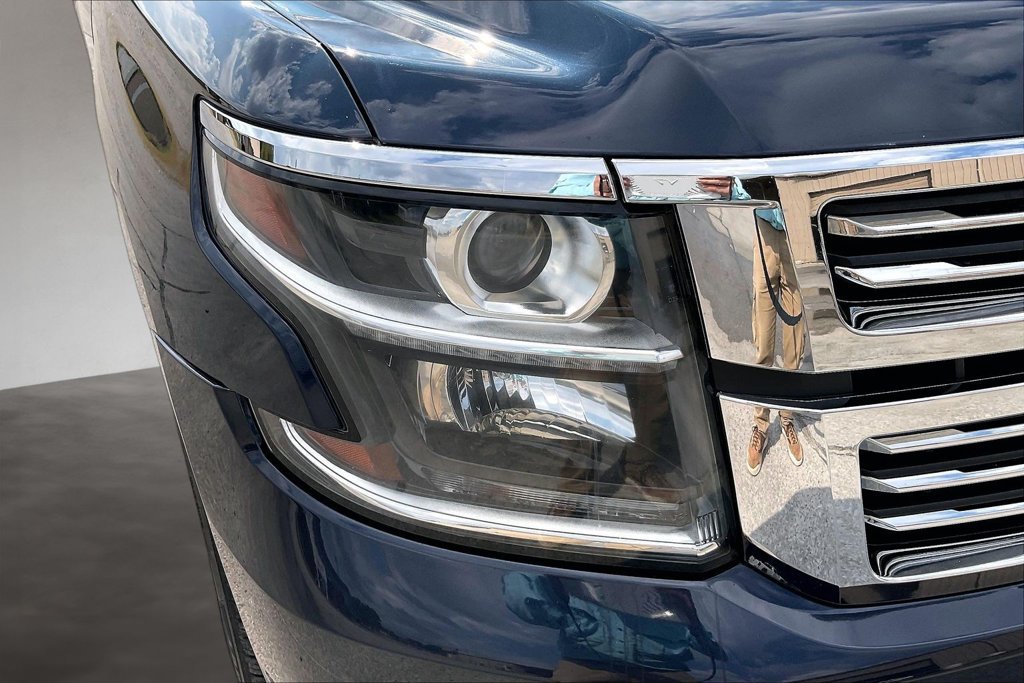Used 2019 Chevrolet Tahoe Premier w/ Max Trailering Package AWD/4WD image 31