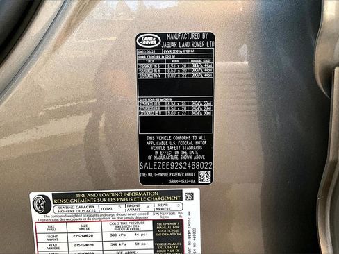 New 2025 Land Rover Defender 110 image 8