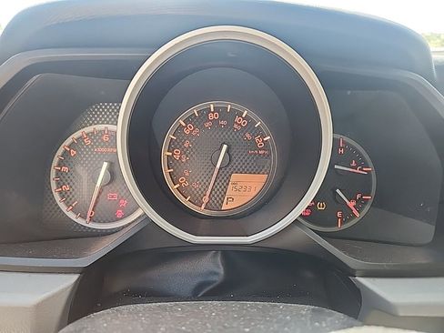 Used 2011 Toyota 4Runner SR5 w/ Convenience Pkg image 10