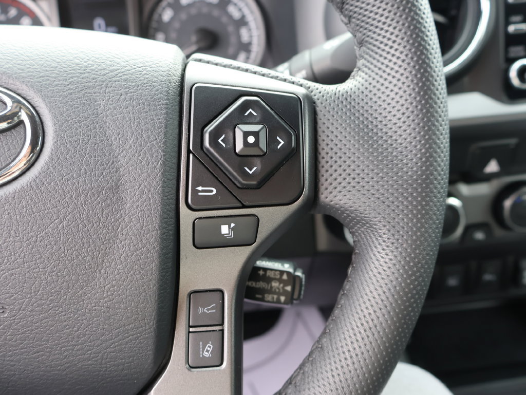 Used 2023 Toyota Tacoma TRD Sport w/ Technology Package AWD/4WD image 27