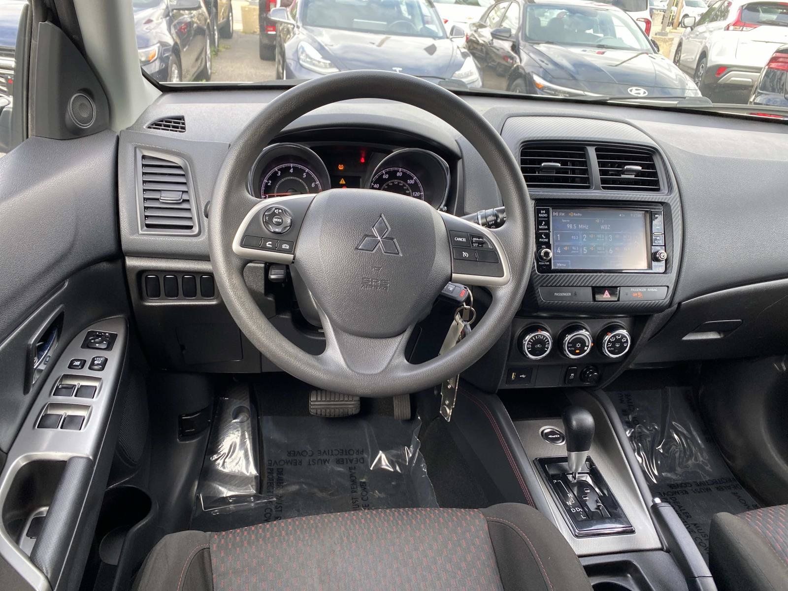 Used 2019 Mitsubishi Outlander Sport ES AWD/4WD image 11