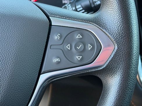 Certified 2021 Chevrolet Traverse LS image 19