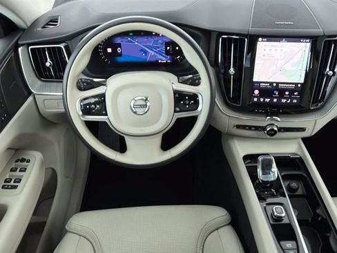 Certified 2024 Volvo XC60 B5 Ultimate w/ Climate Package AWD/4WD image 15
