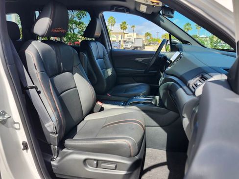 Used 2023 Honda Passport TrailSport image 18