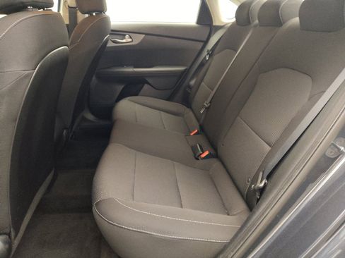 Used 2019 Kia Forte LXS image 18