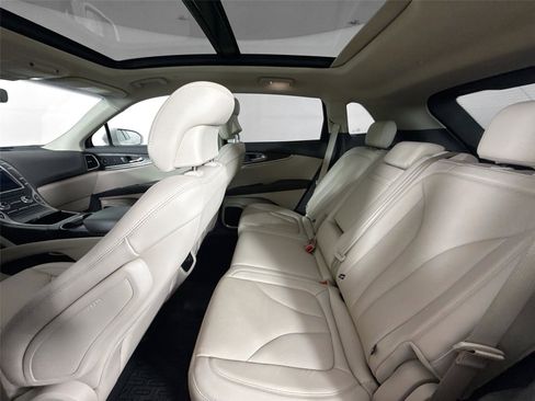 Used 2019 Lincoln Nautilus Reserve w/ Cargo Utility Package image 35