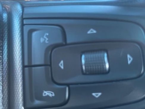 Used 2024 GMC Yukon XL Denali w/ Denali Reserve Package image 21