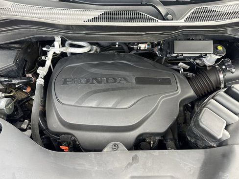 Used 2022 Honda Pilot TrailSport image 18