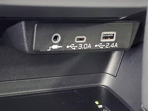 Certified 2025 Subaru Crosstrek 2.5i Sport w/ Crosstrek Mirror Package image 21