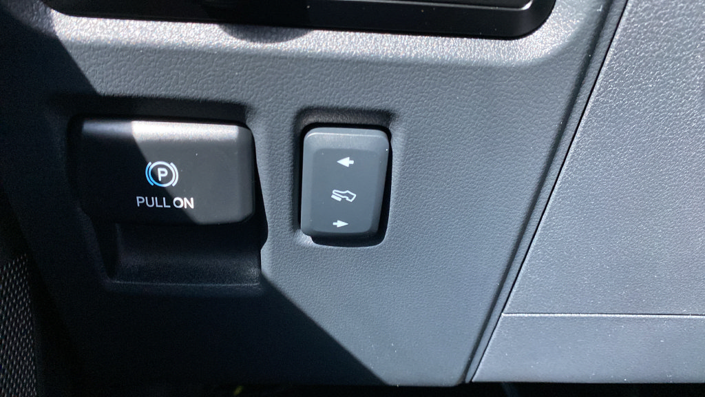 Used 2024 Ford F150 Lariat AWD/4WD image 36