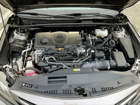 Used 2022 Toyota Camry SE image 36
