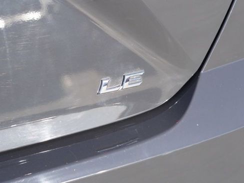 Used 2025 Toyota Camry LE FWD image 10