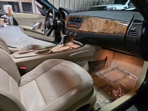 Used 2007 BMW Z4 3.0i image 15