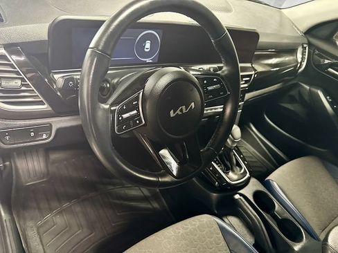 Used 2024 Kia Seltos S AWD/4WD image 9