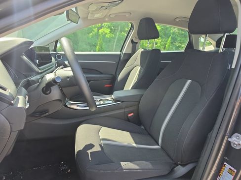 Used 2023 Hyundai Sonata SEL FWD image 9