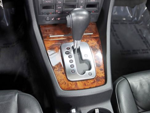 Used 2009 Audi A4 3.2 image 21