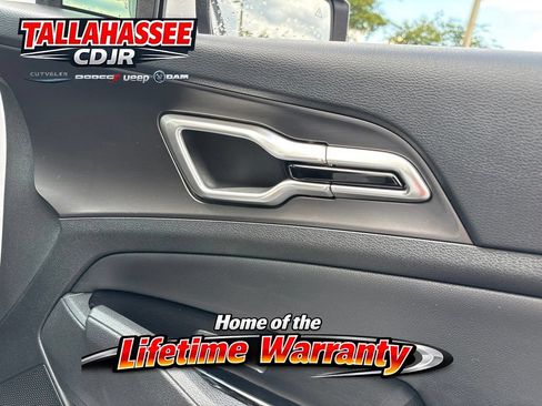 Used 2023 Kia Sportage EX FWD image 33