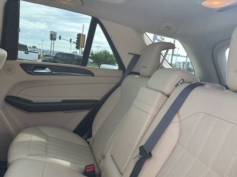 Used 2017 Mercedes-Benz GLE 350 4MATIC image 35