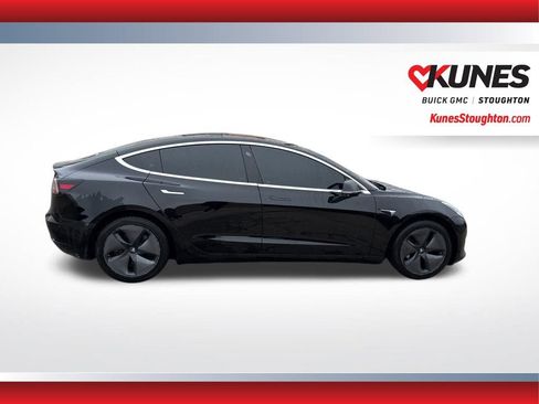 Used 2018 Tesla Model 3 Long Range image 11
