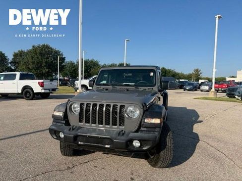 Used 2020 Jeep Gladiator Sport w/ Quick Order Package 24S AWD/4WD image 5