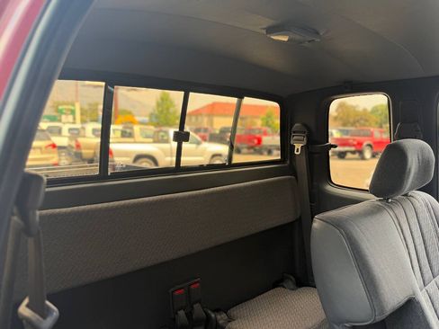Used 1997 Toyota Tacoma 4x4 Xtracab V6 image 43