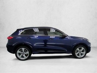 Used 2025 Audi Q5 Premium Plus w/ Premium Plus AWD/4WD video 4