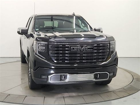Used 2023 GMC Sierra 1500 Denali Ultimate image 2