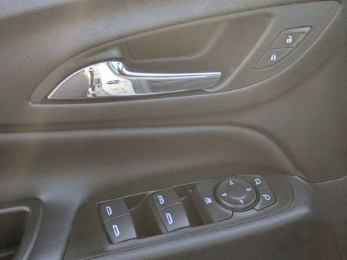 Used 2022 Chevrolet Equinox LT image 10