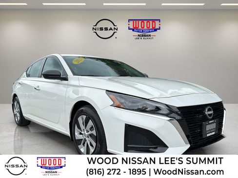 Certified 2025 Nissan Altima 2.5 S FWD image 1