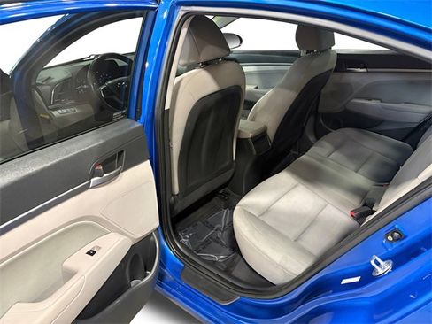 Used 2018 Hyundai Elantra SEL image 10