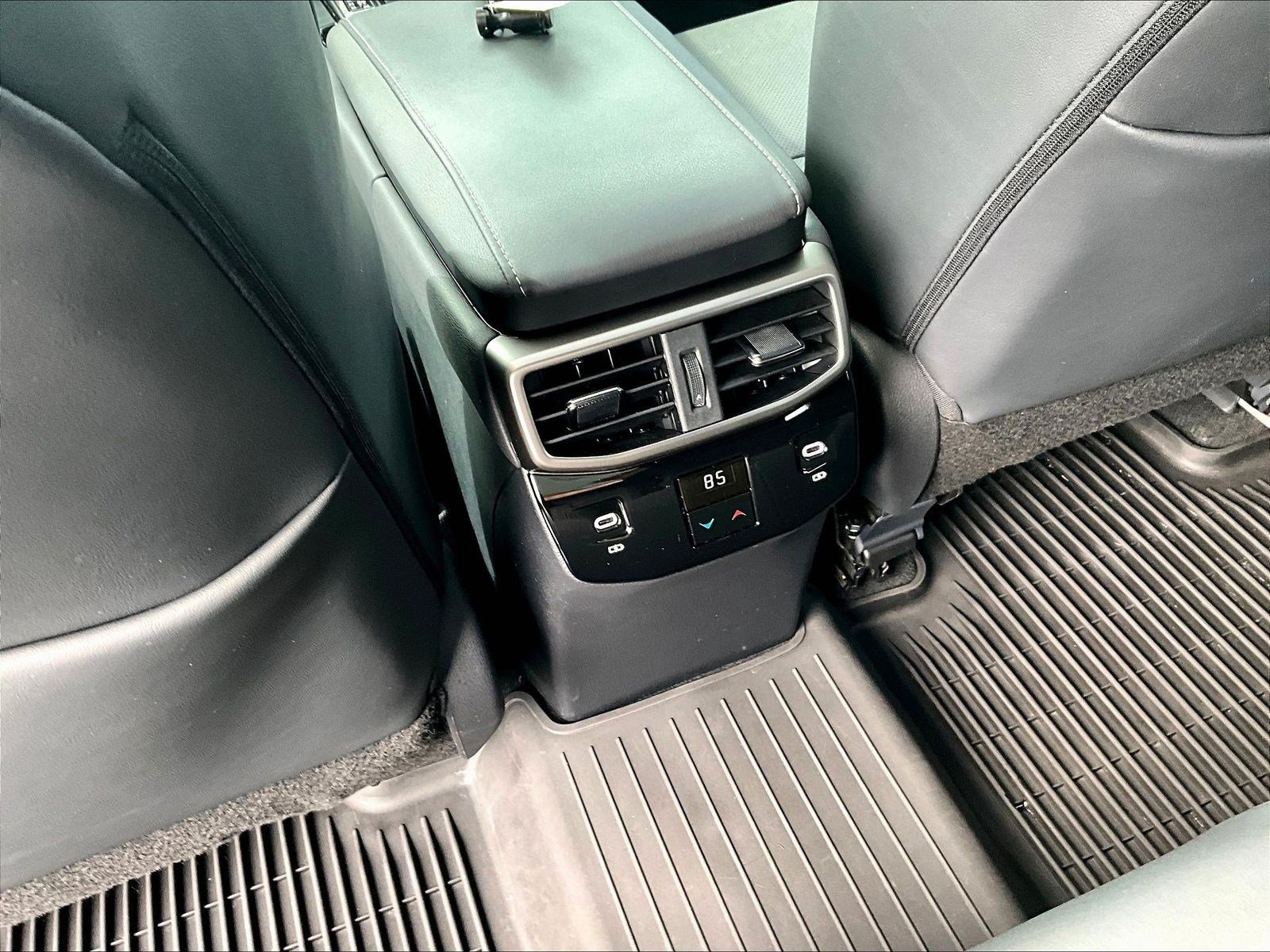 Used 2023 Lexus RX 350 Premium w/ Accessory Package FWD image 10
