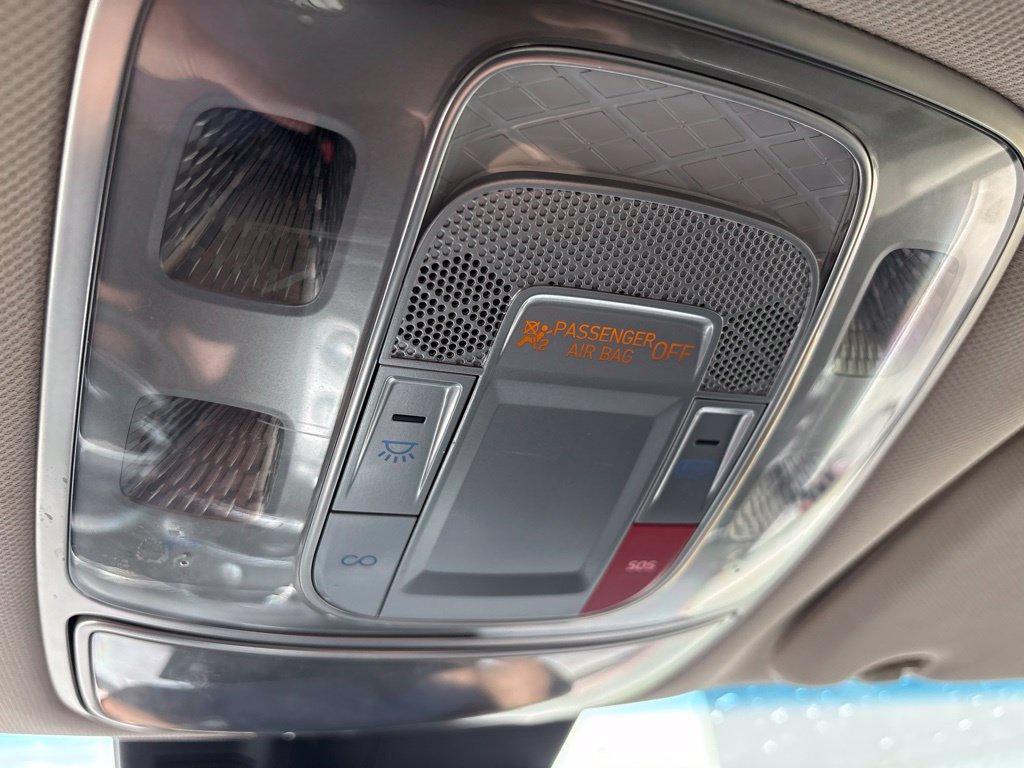 Used 2025 Genesis GV70 2.5T AWD/4WD image 31