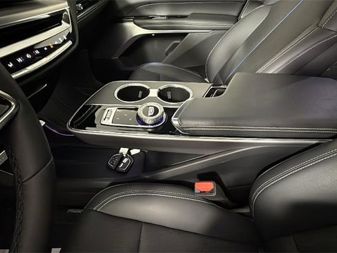 Used 2024 Cadillac Lyriq Luxury w/ LPO, Floor Liner Package image 30