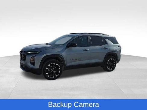 Used 2025 Chevrolet Equinox RS w/ Safety and Technology Package image 4