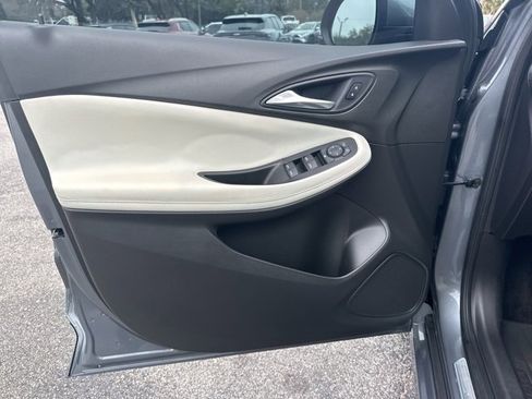 Used 2021 Buick Encore GX Preferred w/ Sport Touring Package image 10