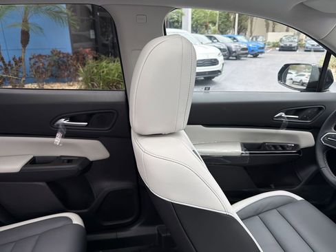 New 2026 Honda Prologue Touring image 14