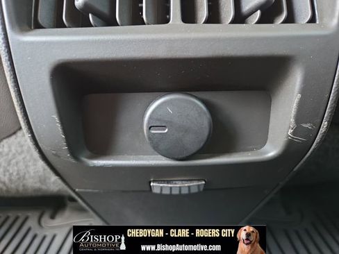 Used 2015 Cadillac SRX Luxury w/ Driver Awareness Package FWD image 30