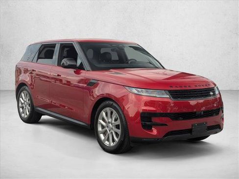 Used 2025 Land Rover Range Rover Sport SE AWD/4WD image 3